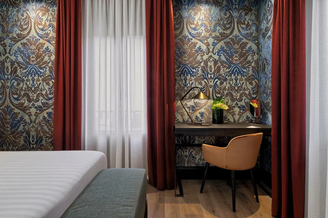 Hotel American-Dinesen Venezia 4*,  Italia